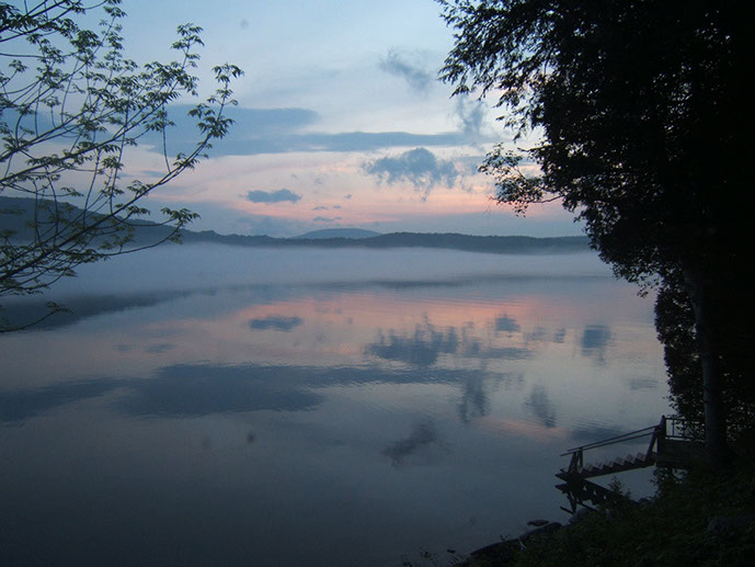 Lake Willoughby Beach Cottage Vacation Rental in Westmore, VT